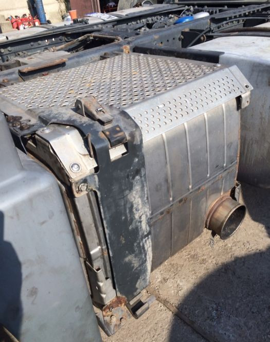 Vand tobă Mercedes-Benz Actros Euro 5 - 消音器 适用于 卡车:图1 Vand tobă Mercedes-Benz Actros Euro 5 - 消音器 适用于 卡车:图1
