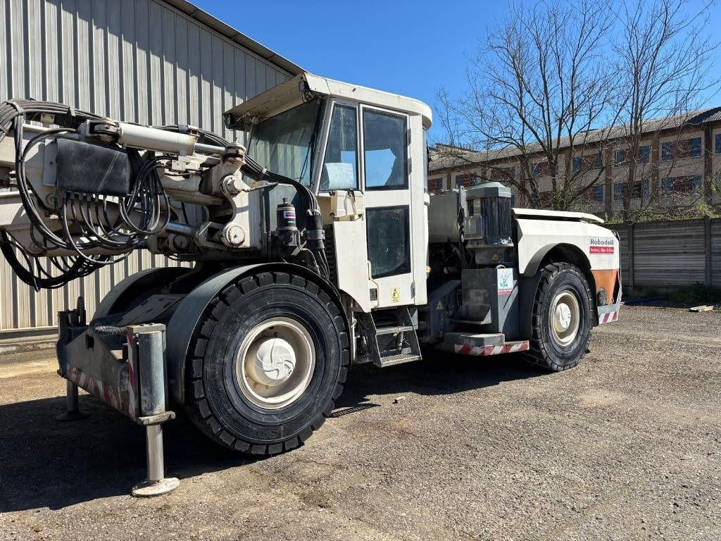 隧道掘进设备 Robodrill Pantofore 587：图11