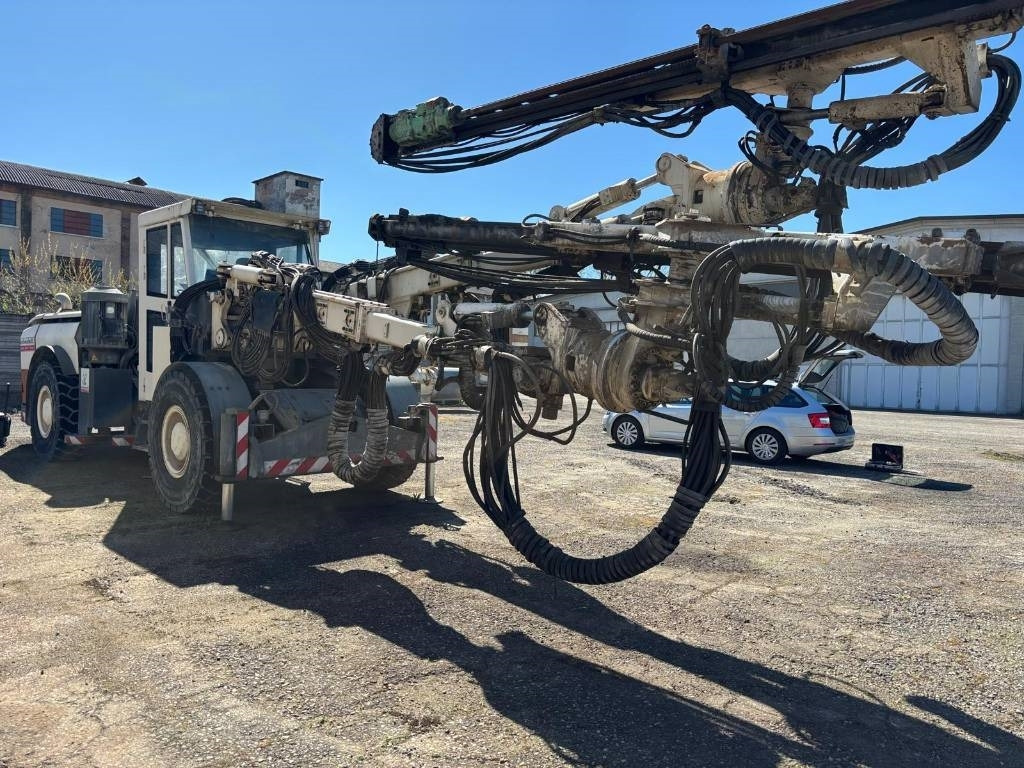 隧道掘进设备 Robodrill Pantofore 587：图12