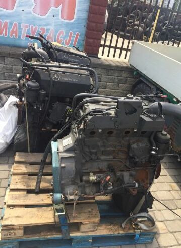 Mercedes-Benz OM904LA Mercedes-Benz truck - 发动机 适用于 卡车:图1 Mercedes-Benz OM904LA Mercedes-Benz truck - 发动机 适用于 卡车:图1