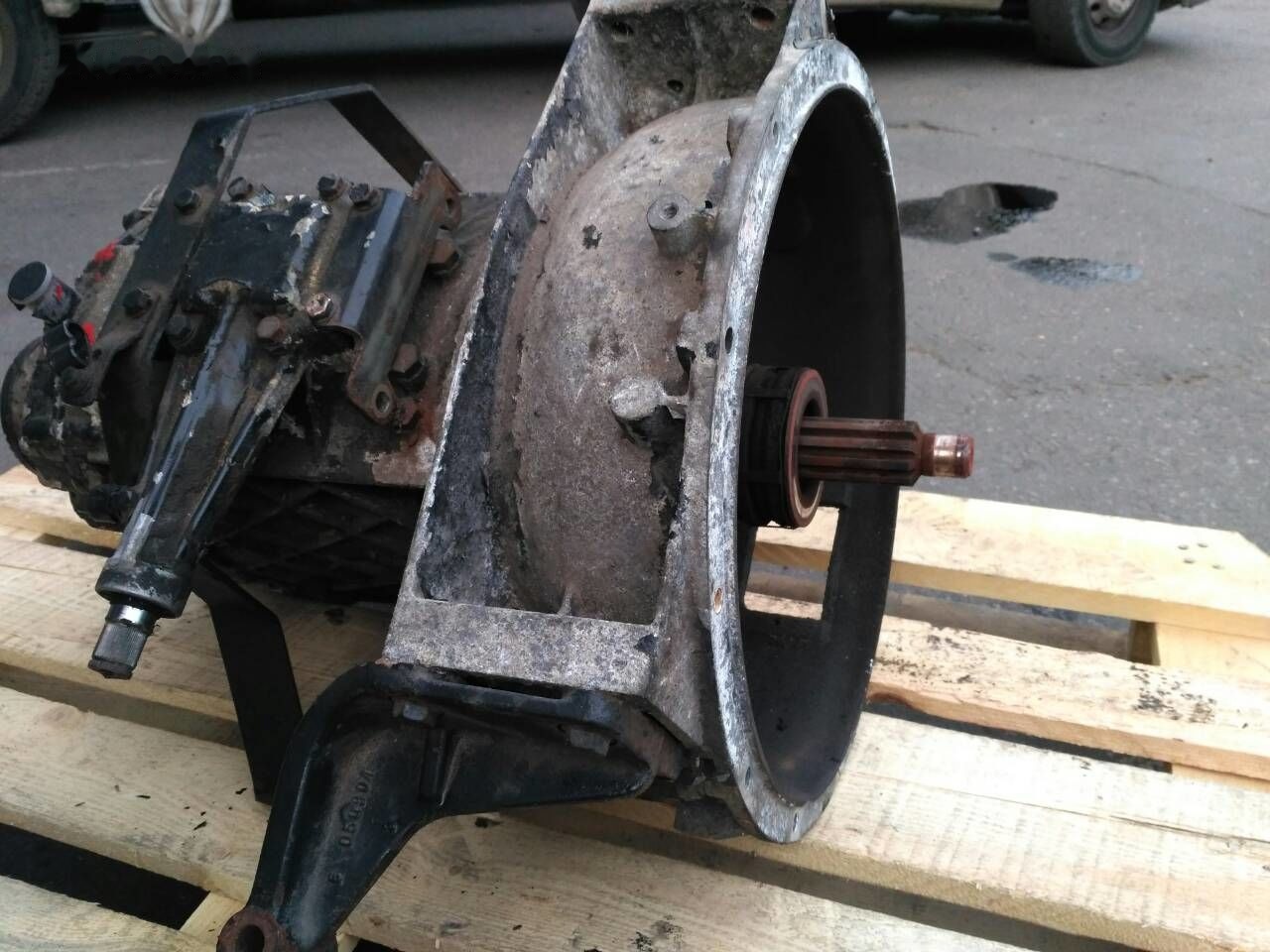 ZF 5S-42 MAN - 变速箱 适用于 卡车:图5 ZF 5S-42 MAN - 变速箱 适用于 卡车:图5
