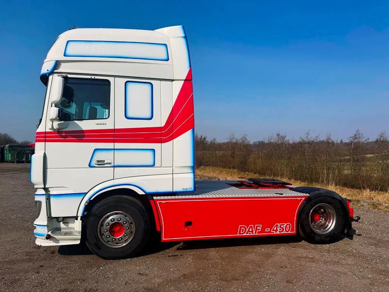 DAF XF 450 DAF XF 450 Special Interior. 706000 km. Euro 6 - 牵引车:图4 DAF XF 450 DAF XF 450 Special Interior. 706000 km. Euro 6 - 牵引车:图4