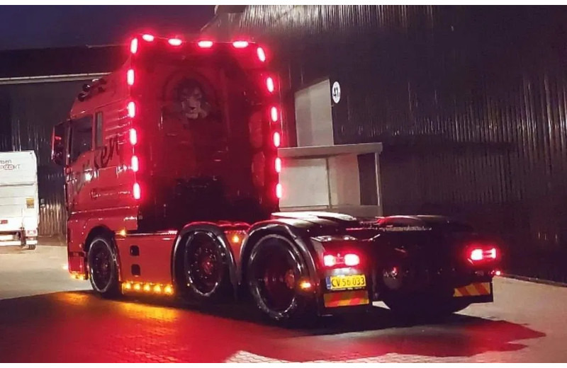 MAN TGX 26.510 2stk . Special interior. pusher 6x2/2. - 牵引车:图4 MAN TGX 26.510 2stk . Special interior. pusher 6x2/2. - 牵引车:图4
