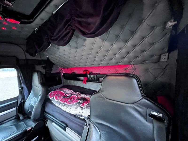 MAN TGX 26.510 2stk . Special interior. pusher 6x2/2. - 牵引车:图3 MAN TGX 26.510 2stk . Special interior. pusher 6x2/2. - 牵引车:图3
