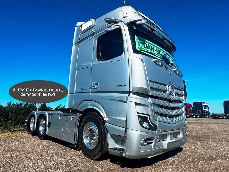Mercedes-Benz Actros 2653 Special Interior. 6x2 3250mm weelbase. Air / Air suspension. hydr. syatem. Invertor. Micro wave. - 牵引车:图2 Mercedes-Benz Actros 2653 Special Interior. 6x2 3250mm weelbase. Air / Air suspension. hydr. syatem. Invertor. Micro wave. - 牵引车:图2