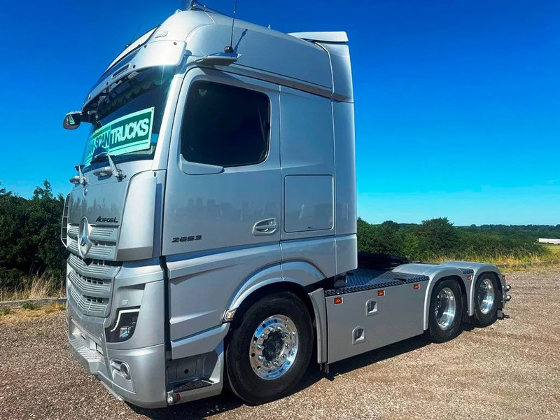 Mercedes-Benz Actros 2653 Special Interior. 6x2 3250mm weelbase. Air / Air suspension. hydr. syatem. Invertor. Micro wave. - 牵引车:图3 Mercedes-Benz Actros 2653 Special Interior. 6x2 3250mm weelbase. Air / Air suspension. hydr. syatem. Invertor. Micro wave. - 牵引车:图3