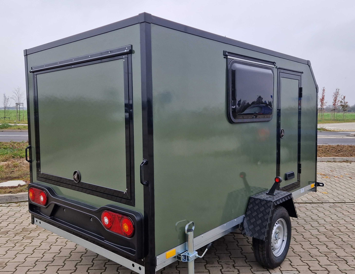 MiniCAMP do lasu na ryby minikempingowa przyczepa wyprawowa - 旅行拖车:图3 MiniCAMP do lasu na ryby minikempingowa przyczepa wyprawowa - 旅行拖车:图3