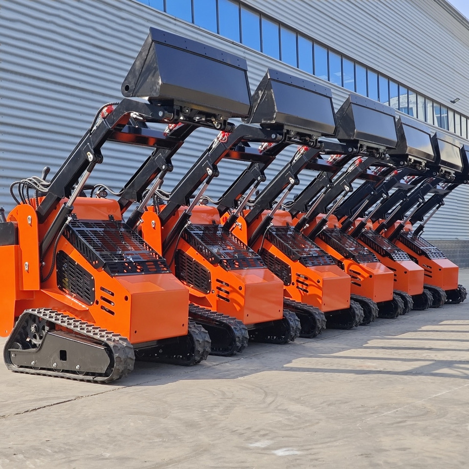 LEZUM Free Shipping Mini Skid Steer Loader Compact Track Electric/Diesel Chinese Mini Skid Steer Loader For Sale With Mini Skid Steer Attachments 4 In 1 Bucket - 滑移装载机:图2 LEZUM Free Shipping Mini Skid Steer Loader Compact Track Electric/Diesel Chinese Mini Skid Steer Loader For Sale With Mini Skid Steer Attachments 4 In 1 Bucket - 滑移装载机:图2