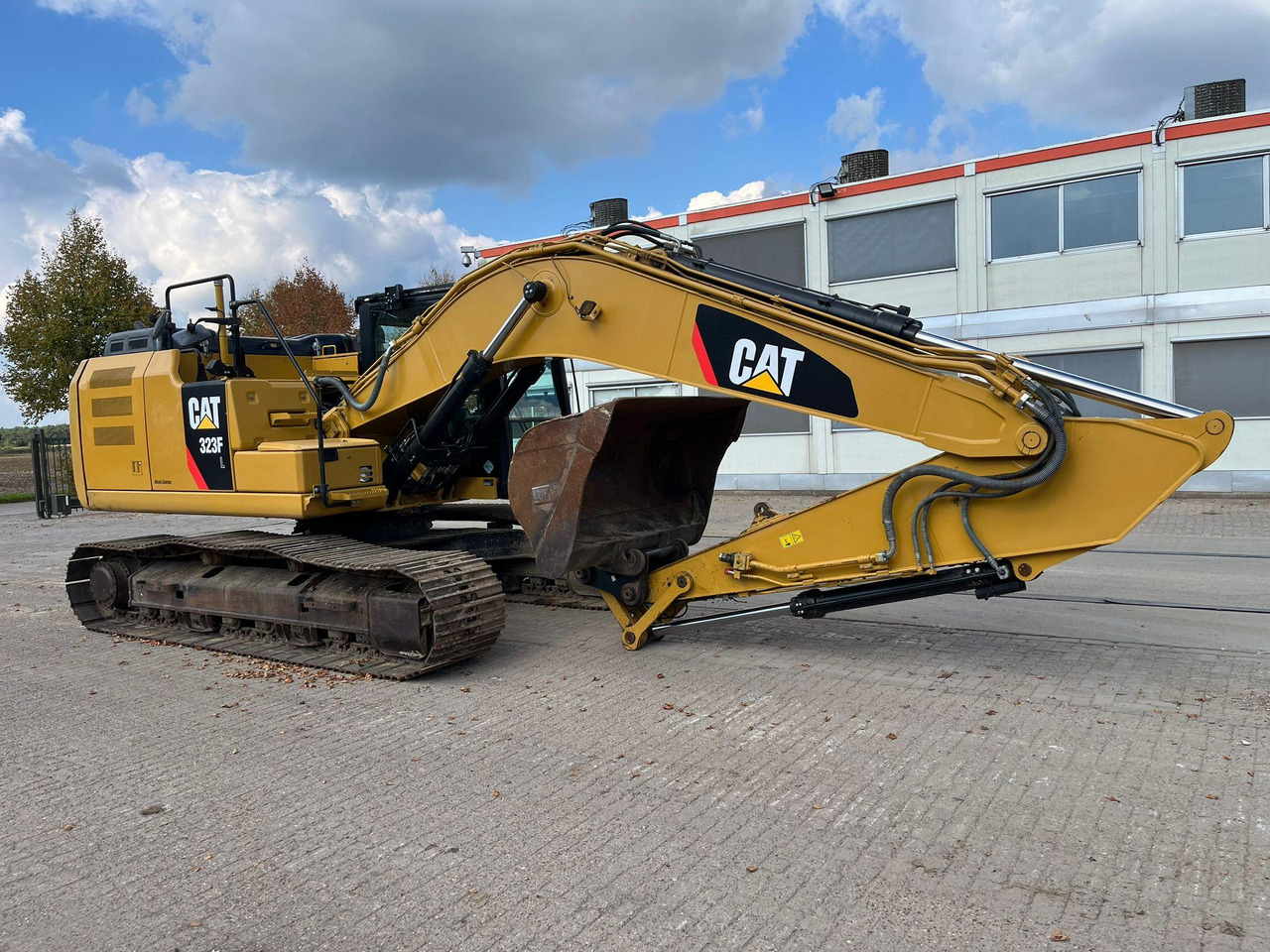 Caterpillar 323FL - 履带式挖掘机:图4 Caterpillar 323FL - 履带式挖掘机:图4
