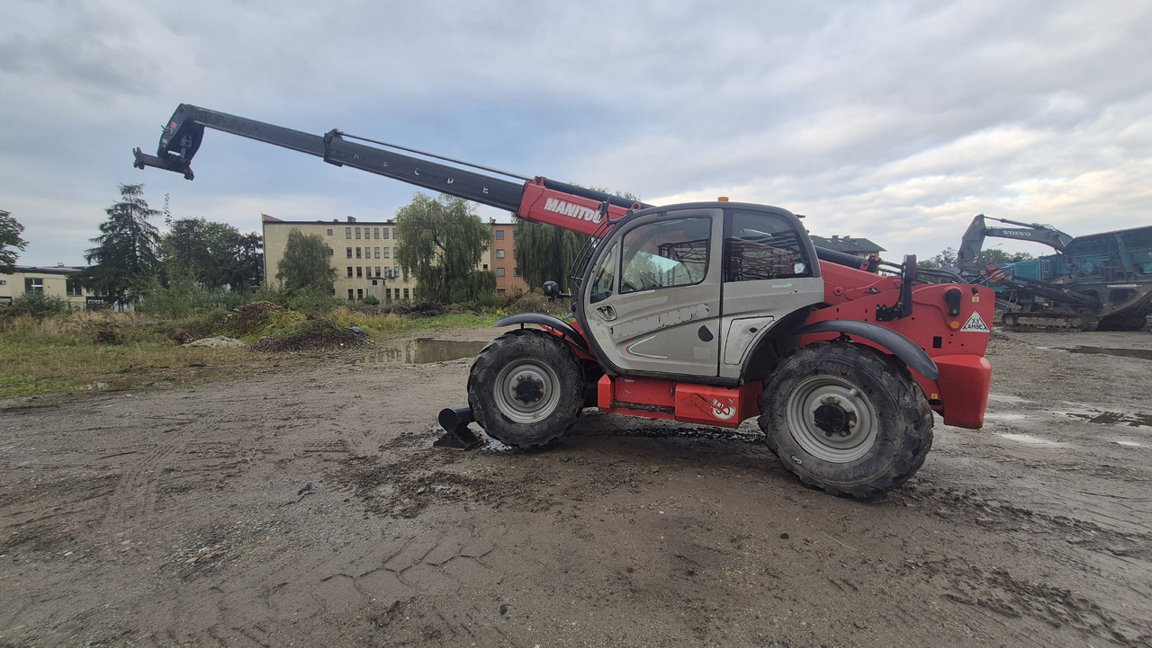 MANITOU MT1335 - 伸缩臂叉装车:图2 MANITOU MT1335 - 伸缩臂叉装车:图2