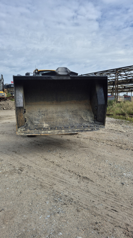 VOLVO L45H - 轮式装载机:图4 VOLVO L45H - 轮式装载机:图4
