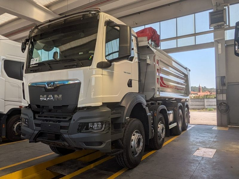 CAMION RIBALTABILE 4 ASSI 520 hp VASCA S5 NUOVO MAN TGS 41.520 8x4 BB CH - 翻斗车:图3 CAMION RIBALTABILE 4 ASSI 520 hp VASCA S5 NUOVO MAN TGS 41.520 8x4 BB CH - 翻斗车:图3