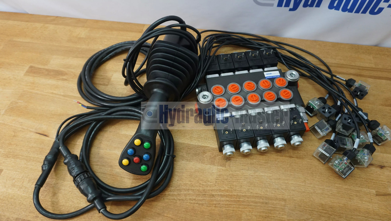 Joystick JCB with Monoblock Valve 5 functions MF, CASE, John Deere - 农业机械:图4 Joystick JCB with Monoblock Valve 5 functions MF, CASE, John Deere - 农业机械:图4