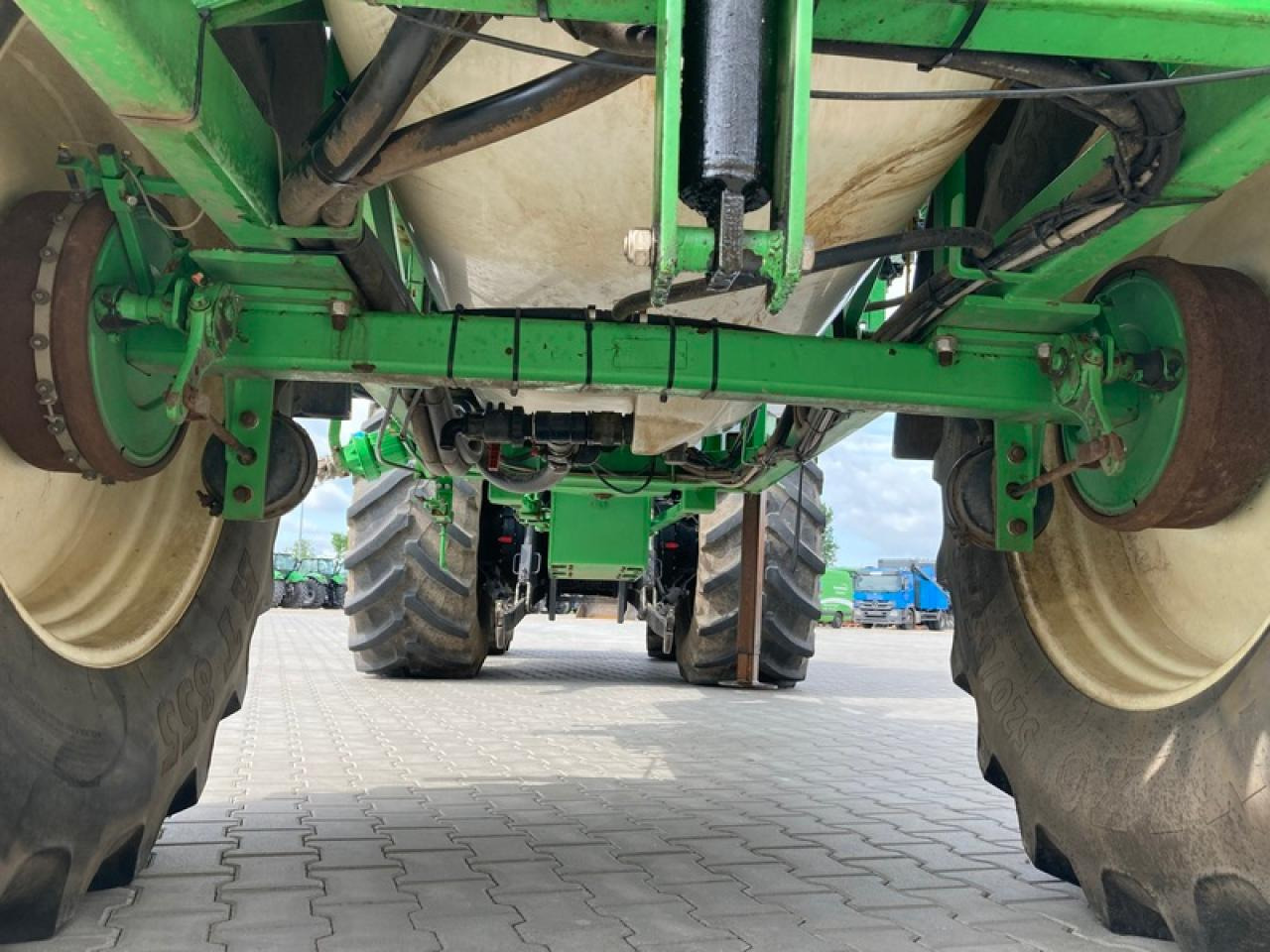 牵引式喷雾机 D4027：图6