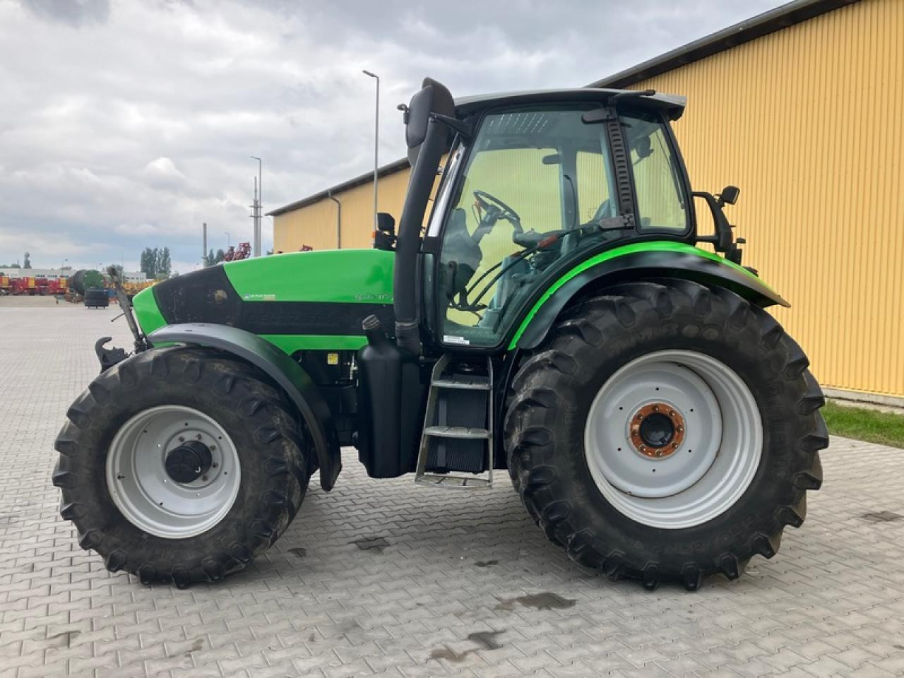 Deutz-Fahr 610 TTV - 拖拉机:图2 Deutz-Fahr 610 TTV - 拖拉机:图2