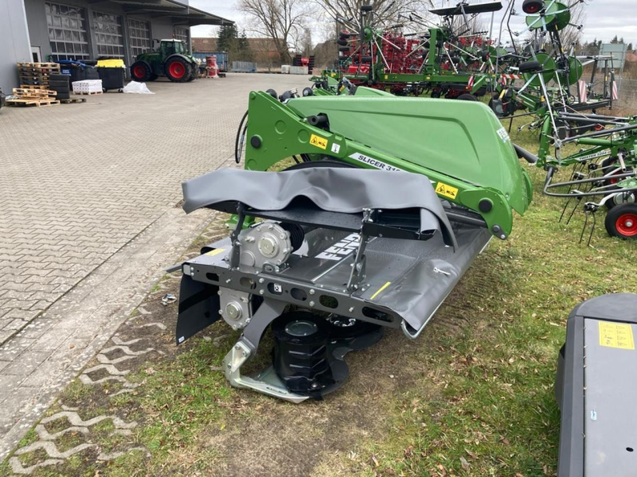 Fendt SLICER 310F - 割草机:图3 Fendt SLICER 310F - 割草机:图3