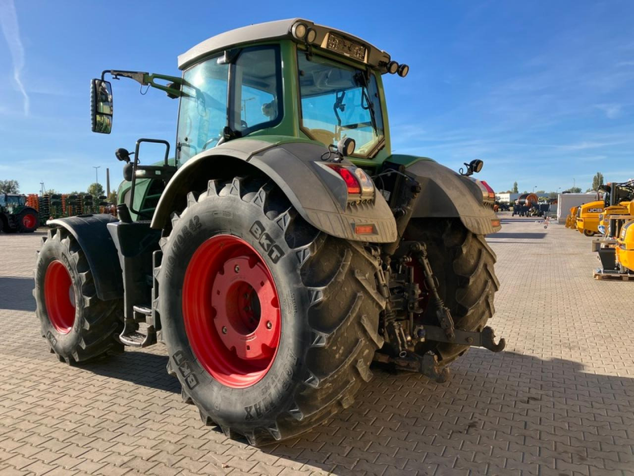 Fendt VARIO 826 - 拖拉机:图3 Fendt VARIO 826 - 拖拉机:图3