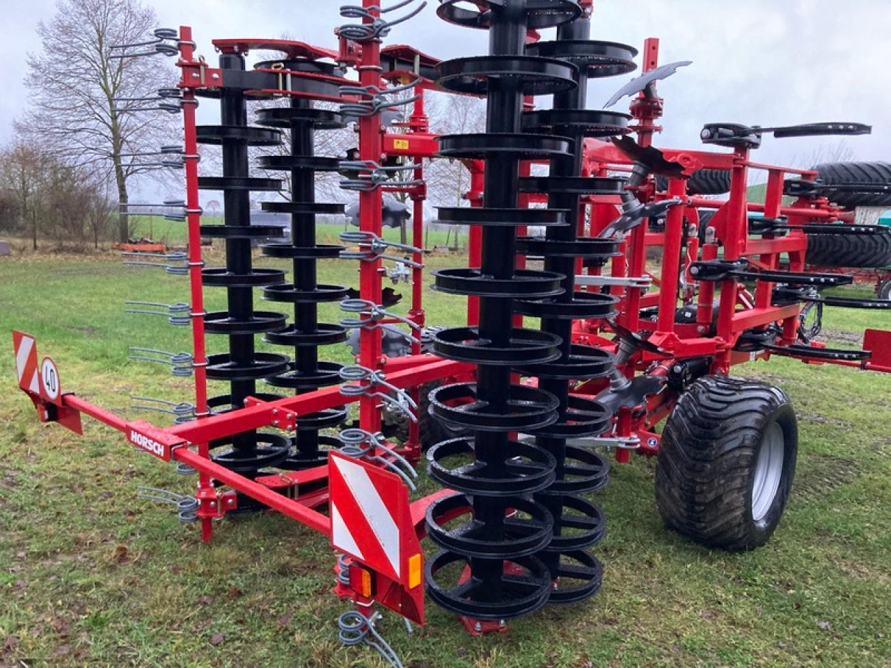 Horsch TERRANO 5.3GX - 耕耘机:图2 Horsch TERRANO 5.3GX - 耕耘机:图2