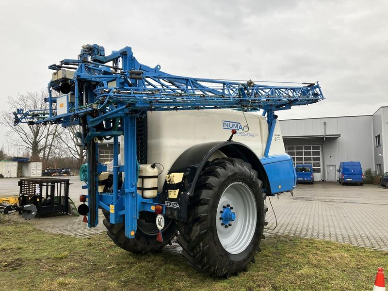 Inuma IAS 5027 - 牵引式喷雾机:图3 Inuma IAS 5027 - 牵引式喷雾机:图3