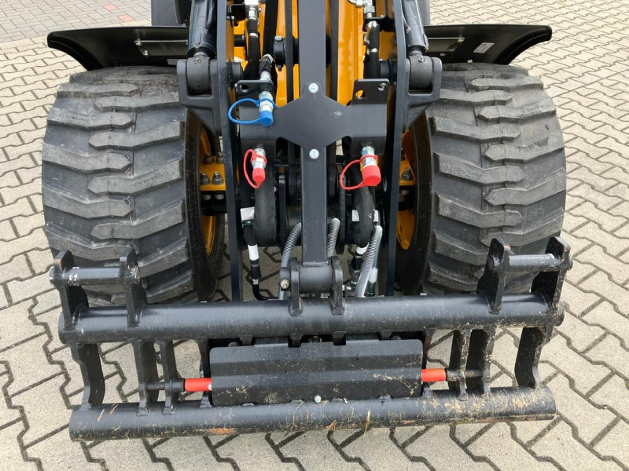 JCB 403 AGRI SMART POWER EURO-AUFNAHME - 轮式装载机:图5 JCB 403 AGRI SMART POWER EURO-AUFNAHME - 轮式装载机:图5