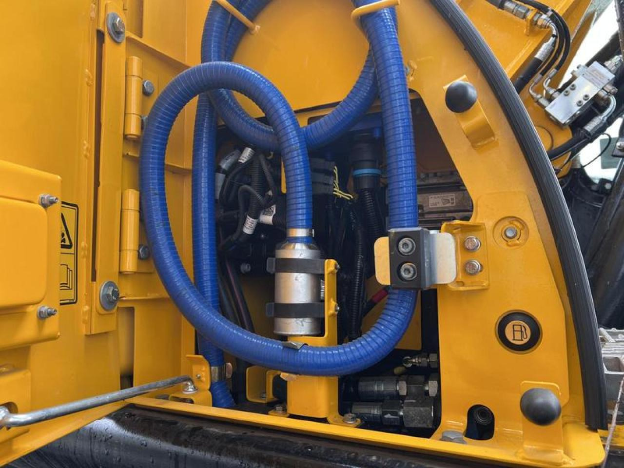 JCB JS145W - 轮式挖掘机:图3 JCB JS145W - 轮式挖掘机:图3