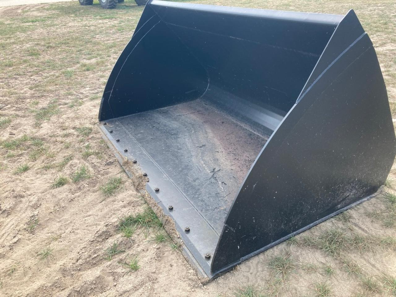 JCB LSB LEICHTGUTSCHAUFEL JCB Q-FIT - 装载机铲斗:图1 JCB LSB LEICHTGUTSCHAUFEL JCB Q-FIT - 装载机铲斗:图1