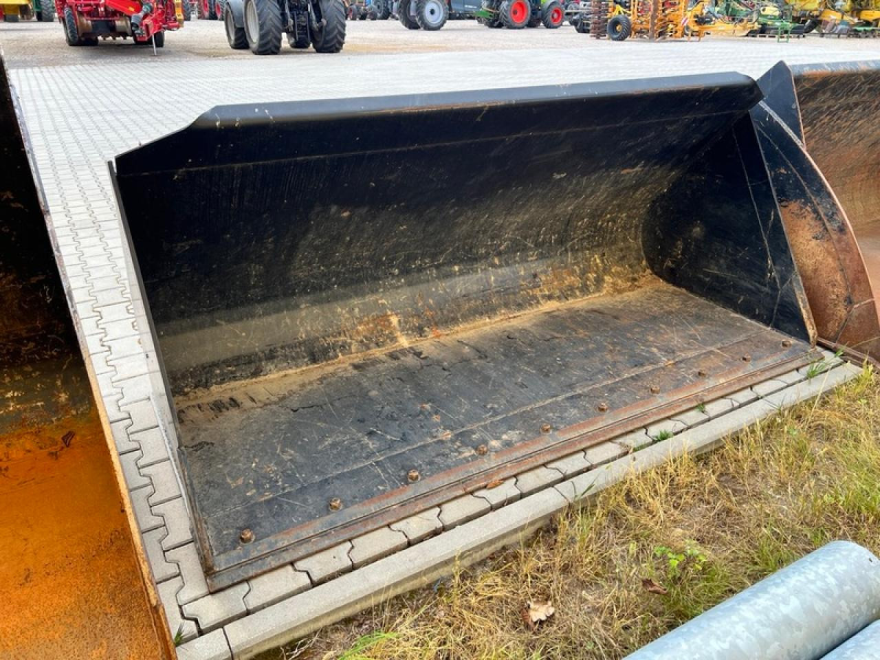 JCB LSB SCHWERGUTSCHAUFEL JCB Q-FIT - 铲斗:图2 JCB LSB SCHWERGUTSCHAUFEL JCB Q-FIT - 铲斗:图2