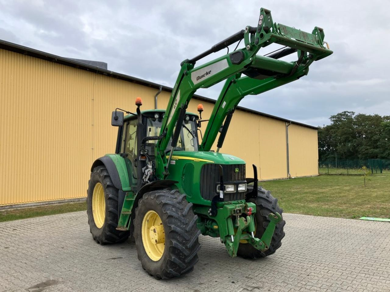 John Deere 6920 INKL QUICKE Q6M BJ 2022 - 拖拉机:图4 John Deere 6920 INKL QUICKE Q6M BJ 2022 - 拖拉机:图4