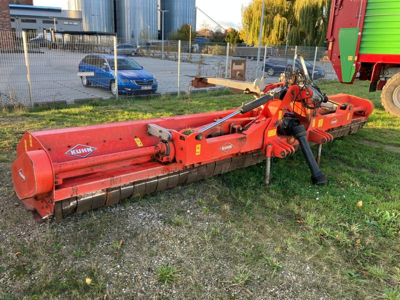 Kuhn RM 610 R - 甩刀式割草机:图1 Kuhn RM 610 R - 甩刀式割草机:图1