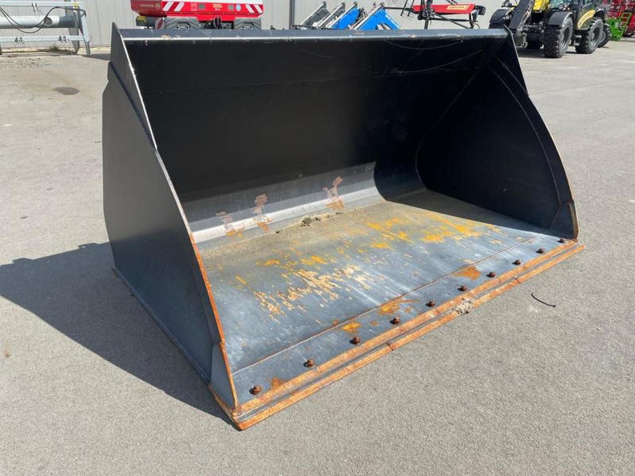 LEICHTGUTSCHAUFEL NEW HOLLAND CASE - 装载机铲斗:图4 LEICHTGUTSCHAUFEL NEW HOLLAND CASE - 装载机铲斗:图4