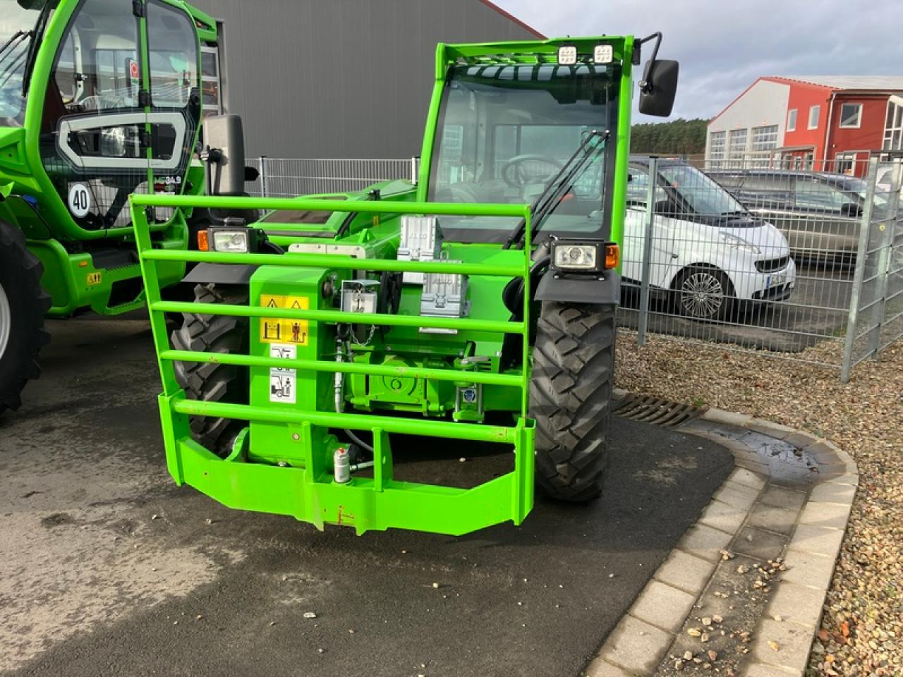 Merlo P27.6 PLUSAKTION - 伸缩臂叉装车:图4 Merlo P27.6 PLUSAKTION - 伸缩臂叉装车:图4