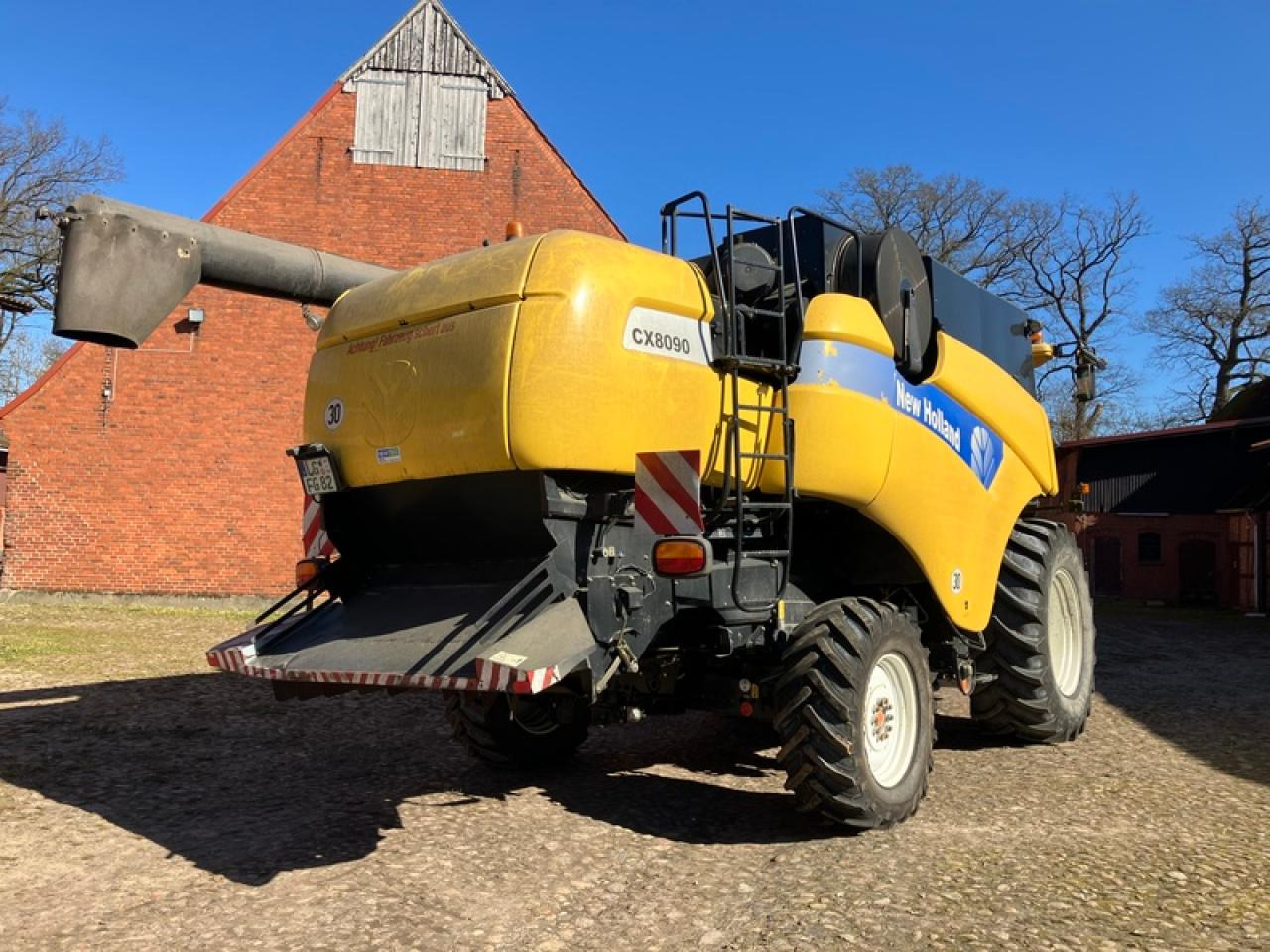 New Holland CX 8090 ALLRAD - 联合收割机:图4 New Holland CX 8090 ALLRAD - 联合收割机:图4