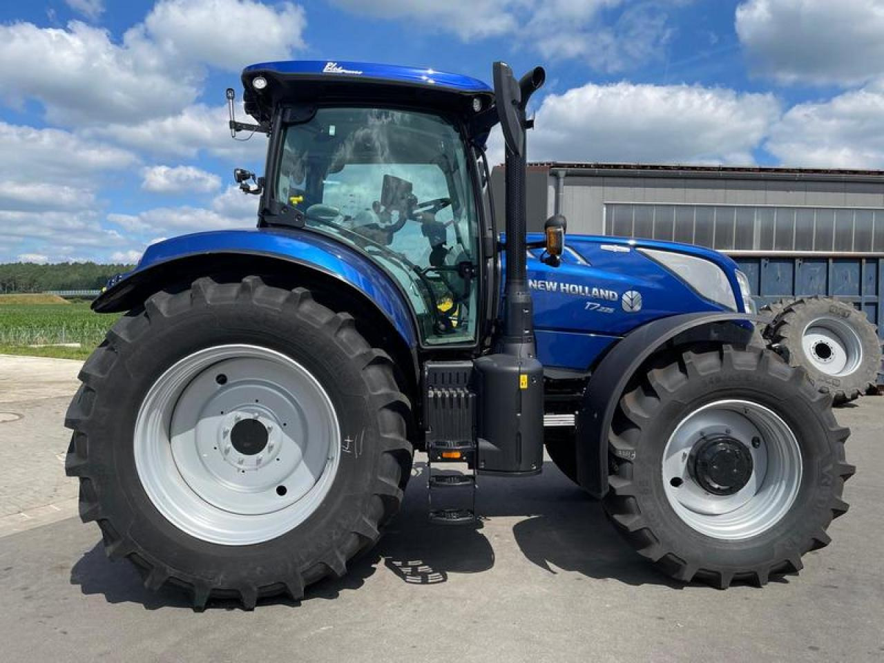 New Holland T 7.225 AKTION - 拖拉机:图4 New Holland T 7.225 AKTION - 拖拉机:图4