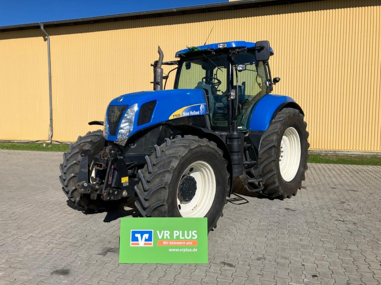 New Holland T7030 // GPS STARFIRE 6000 - 拖拉机:图1 New Holland T7030 // GPS STARFIRE 6000 - 拖拉机:图1