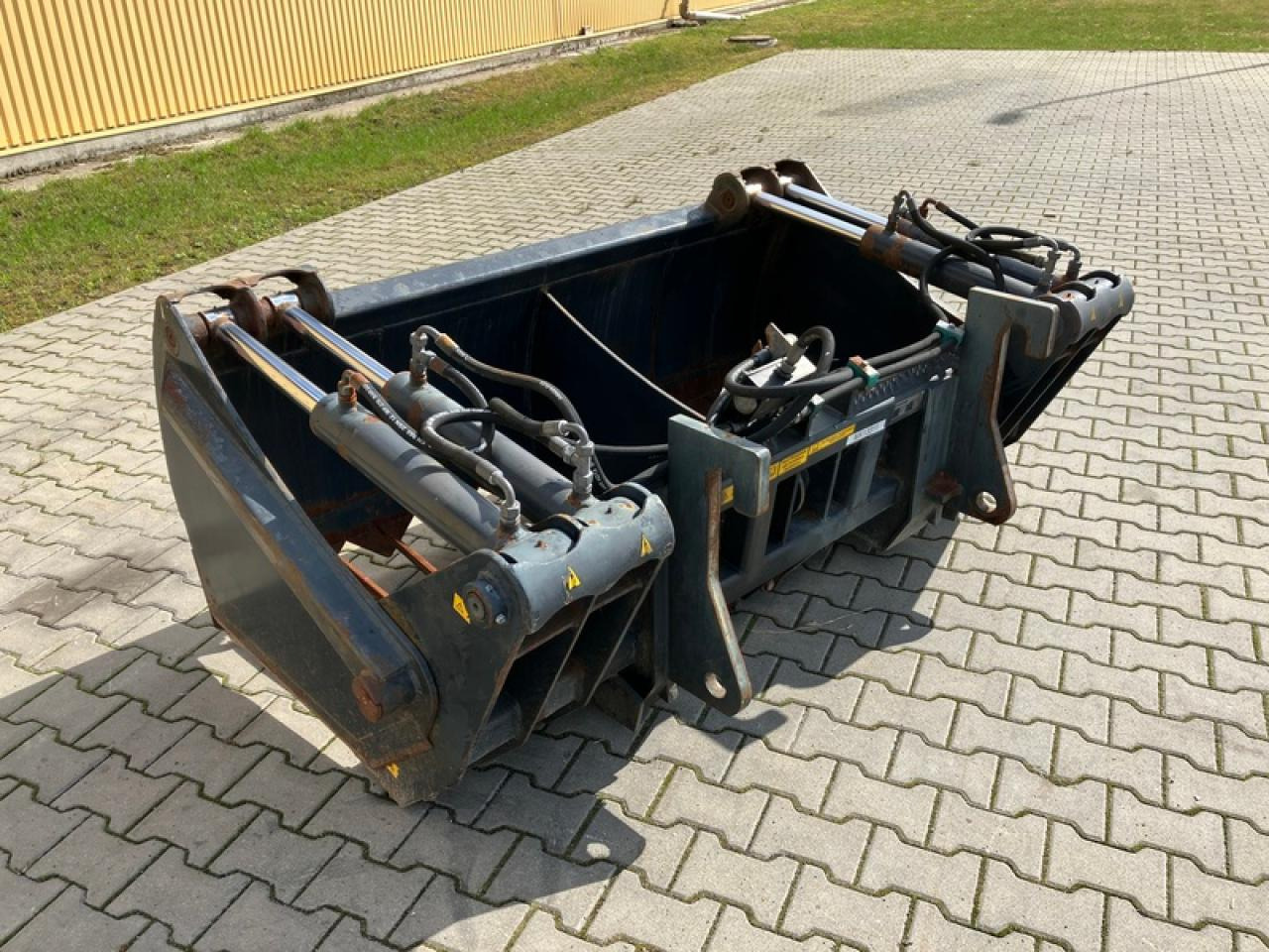 Saphir SSZ199 - 铲斗:图4 Saphir SSZ199 - 铲斗:图4