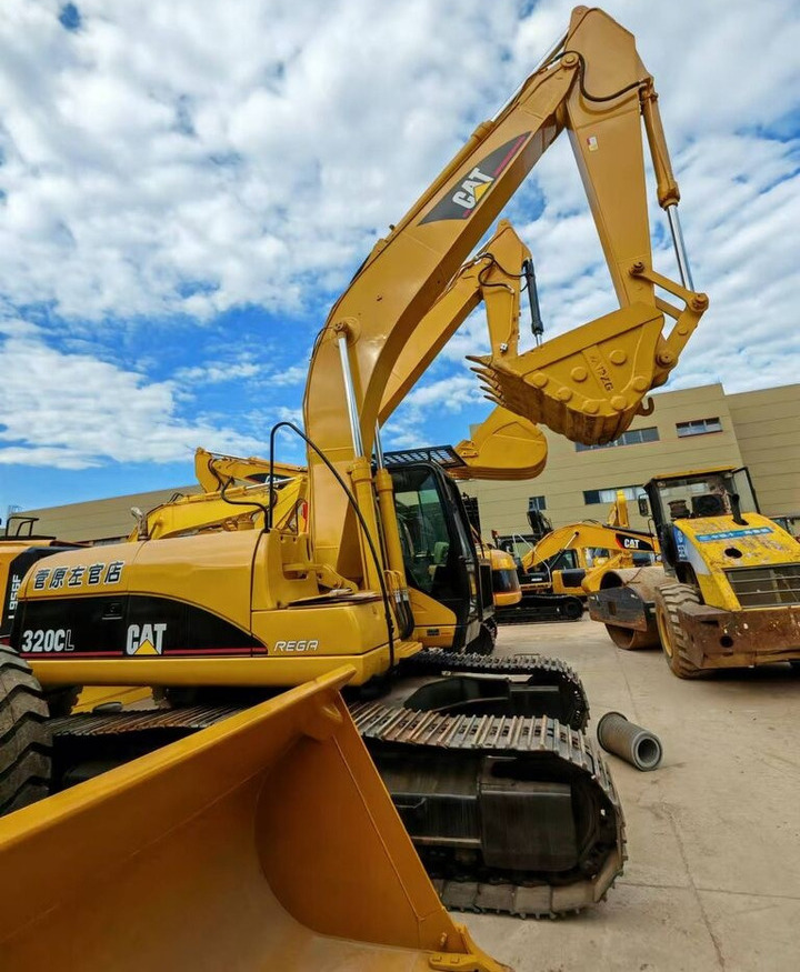 Caterpillar 320CL - 轮式挖掘机:图2 Caterpillar 320CL - 轮式挖掘机:图2