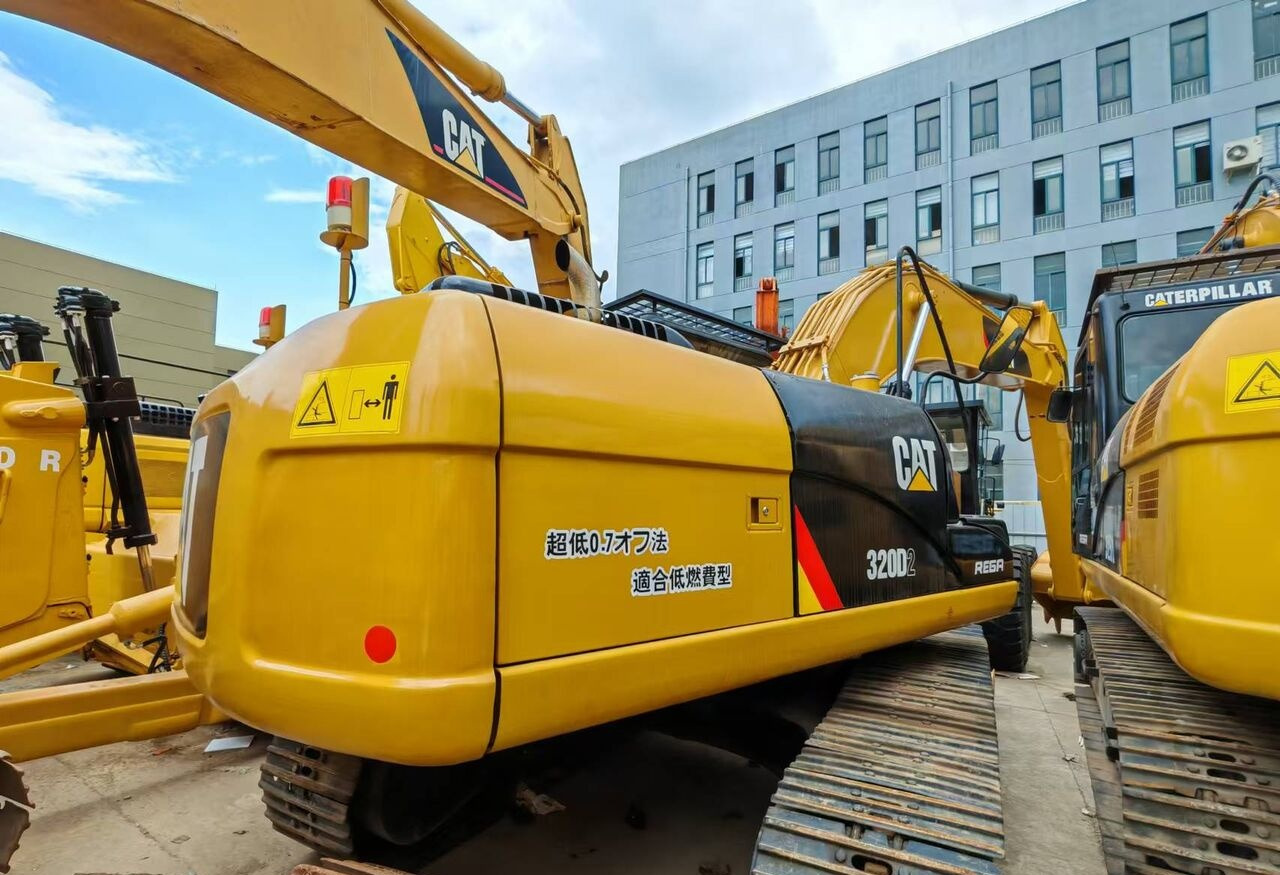 Caterpillar 330BL - 履带式挖掘机:图3 Caterpillar 330BL - 履带式挖掘机:图3