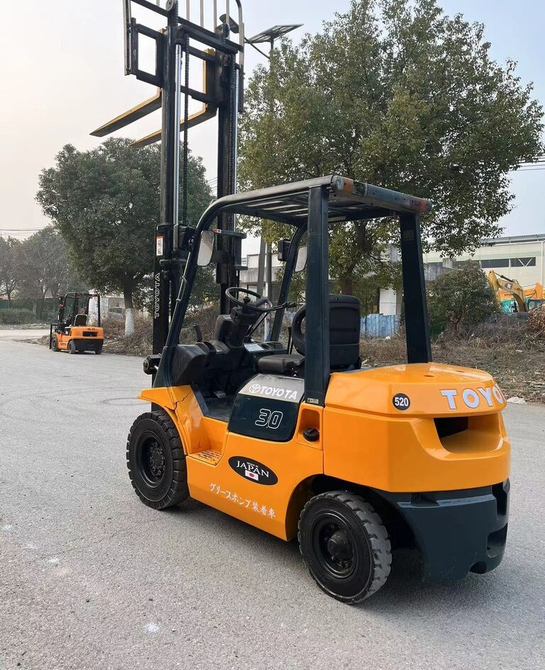 Toyota 7FD30 8FD30 7FD35 3ton 5ton forklift for sale 租赁 Toyota 7FD30 8FD30 7FD35 3ton 5ton forklift for sale：图6