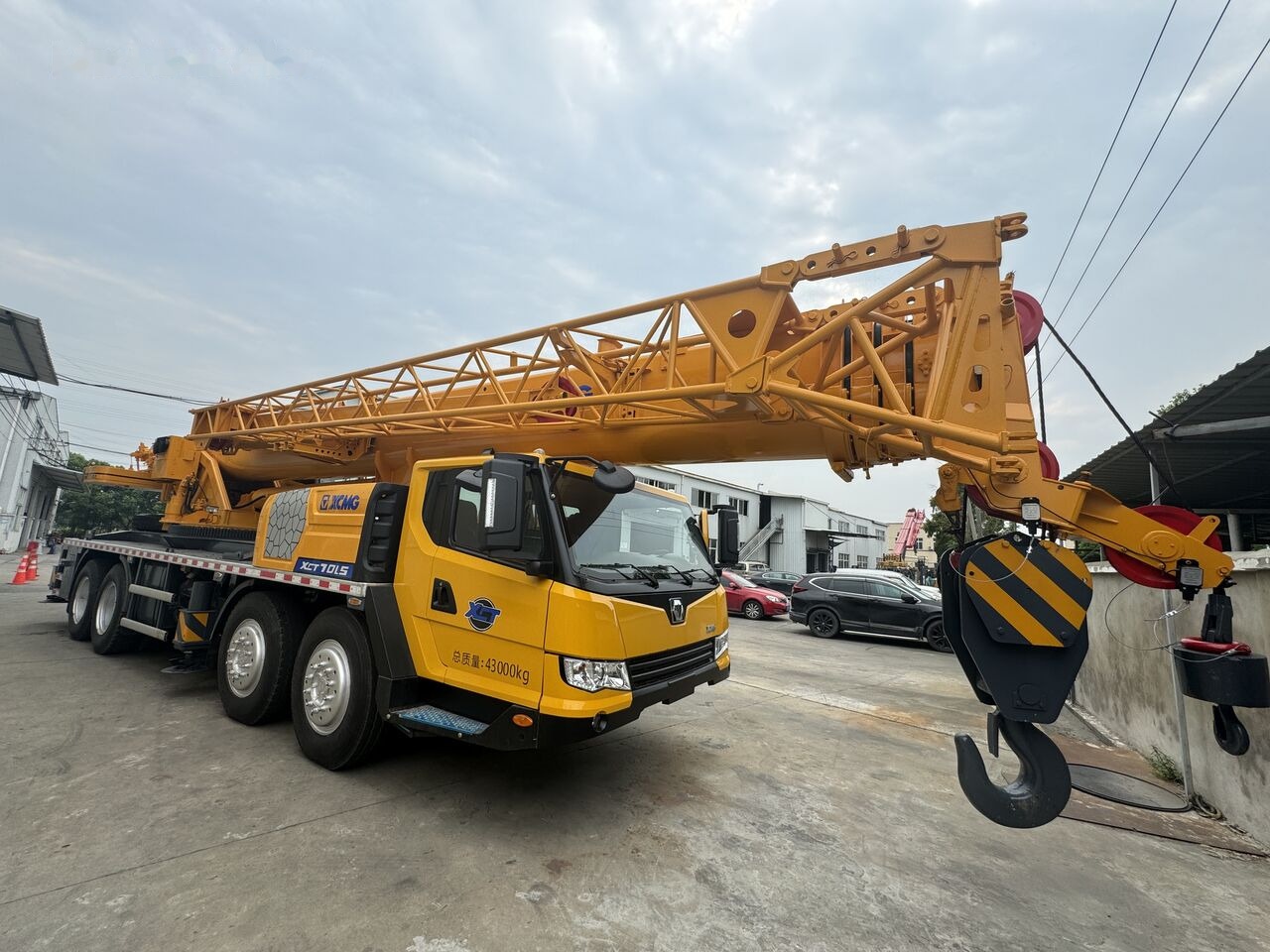 XCMG XCT70 25ton 50ton 70ton 130ton - 移动式起重机:图3 XCMG XCT70 25ton 50ton 70ton 130ton - 移动式起重机:图3