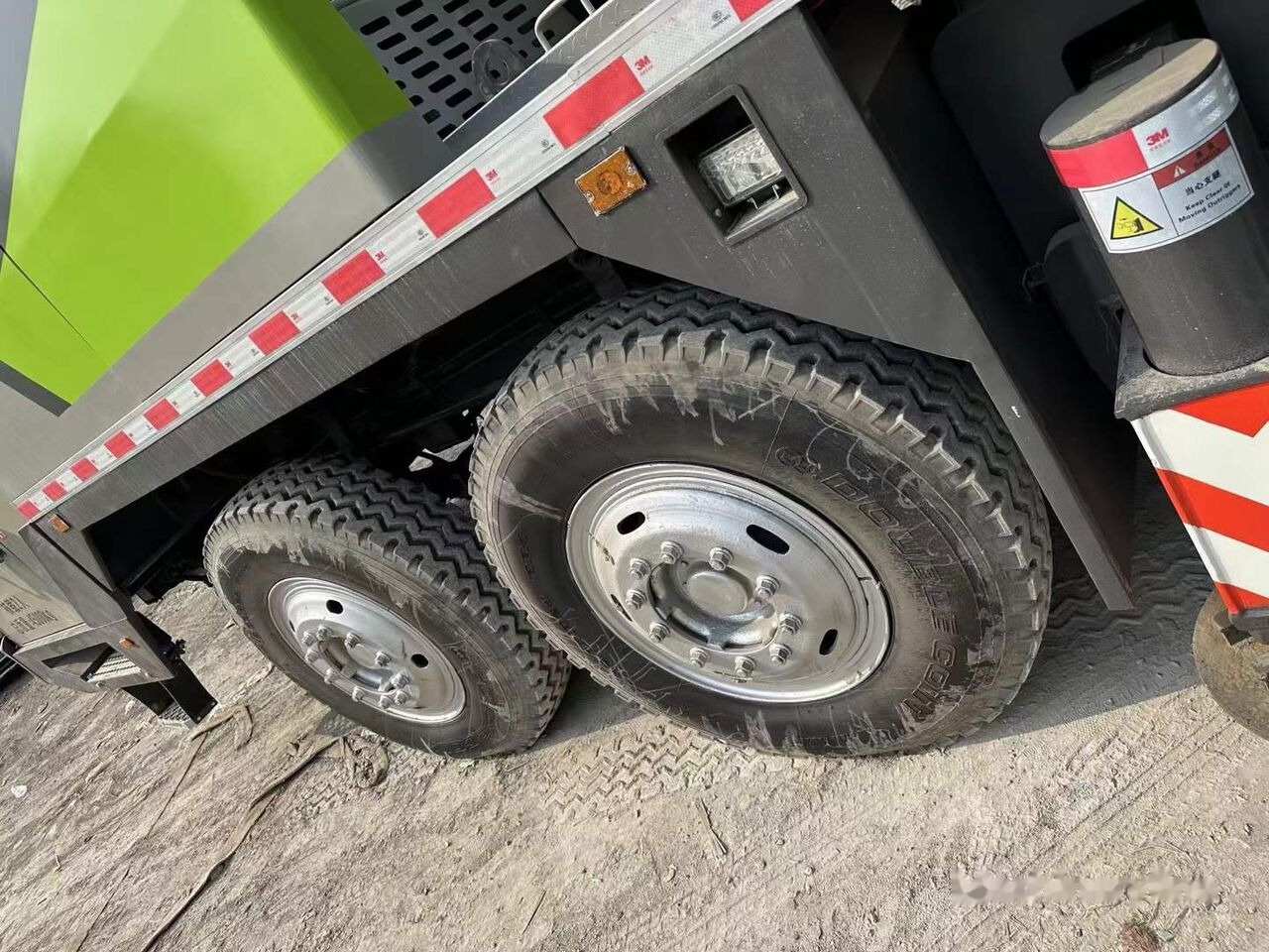 Zoomlion Used 70 Ton Zoomlion Mobile Truck Crane Chinese Brand Model ZTC7 - 移动式起重机:图5 Zoomlion Used 70 Ton Zoomlion Mobile Truck Crane Chinese Brand Model ZTC7 - 移动式起重机:图5