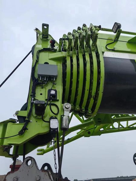Zoomlion ZTC800 80ton 80t truck crane - 移动式起重机:图3 Zoomlion ZTC800 80ton 80t truck crane - 移动式起重机:图3