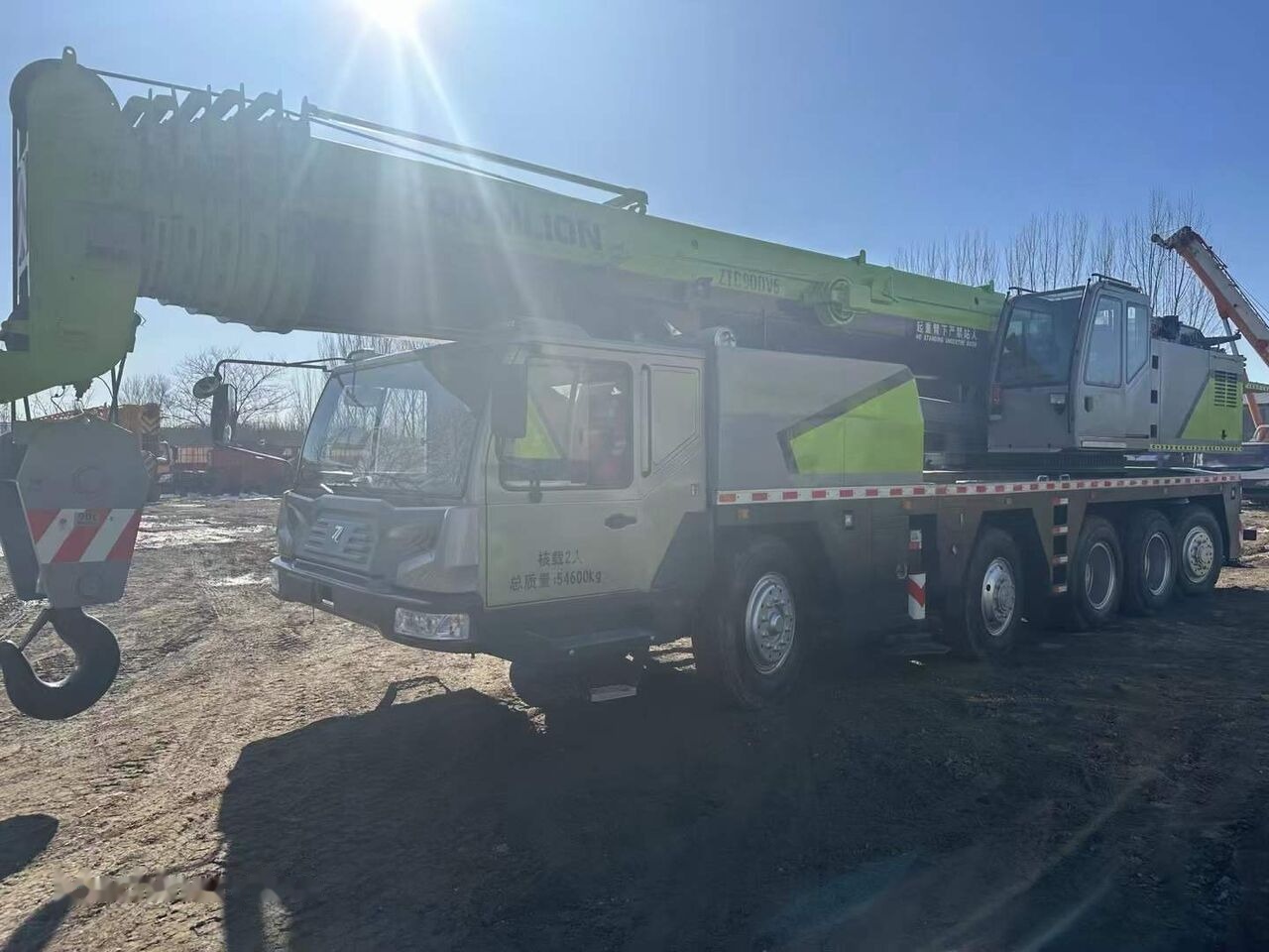 Zoomlion Zoomlion ZTC900V ZTC800V ZTC550V ZTC500V truck cranes - 移动式起重机:图3 Zoomlion Zoomlion ZTC900V ZTC800V ZTC550V ZTC500V truck cranes - 移动式起重机:图3