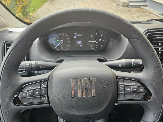 FIAT Ducato 140 DOKA Pritsche 2,9 Meter Klima DAB... - 平板货车, 康比货车:图4 FIAT Ducato 140 DOKA Pritsche 2,9 Meter Klima DAB... - 平板货车, 康比货车:图4