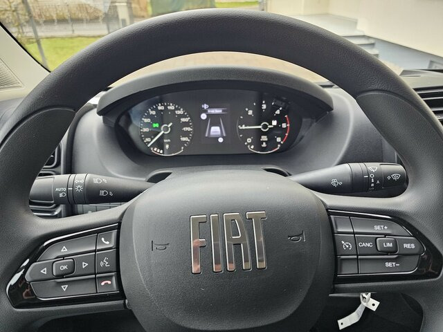 FIAT Ducato 35 L3H2 13m³ Klima Temp 260° Kamera PDC... - 无侧窗厢式货车:图4 FIAT Ducato 35 L3H2 13m³ Klima Temp 260° Kamera PDC... - 无侧窗厢式货车:图4