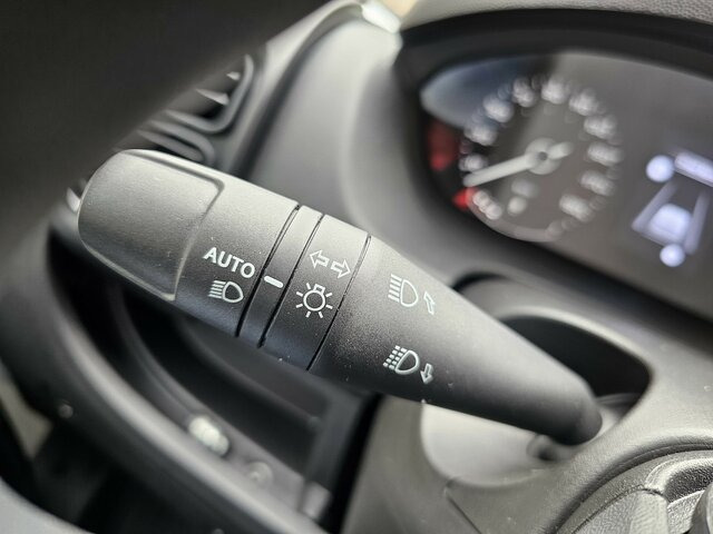 FIAT Ducato MAXI 140 Serie10-9.2 2025 L5 DOKA 3,3 M. - 平板货车, 康比货车:图4 FIAT Ducato MAXI 140 Serie10-9.2 2025 L5 DOKA 3,3 M. - 平板货车, 康比货车:图4