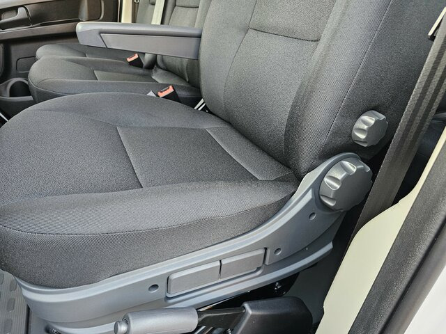 FIAT Ducato MAXI Serie10-9.2 2025 DOKA Kipper AHK - 翻斗货车, 康比货车:图4 FIAT Ducato MAXI Serie10-9.2 2025 DOKA Kipper AHK - 翻斗货车, 康比货车:图4