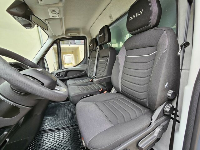 IVECO Daily 35S18 3.0 Pritsche Plane Ladebordwand AHK - 侧帘货车:图2 IVECO Daily 35S18 3.0 Pritsche Plane Ladebordwand AHK - 侧帘货车:图2