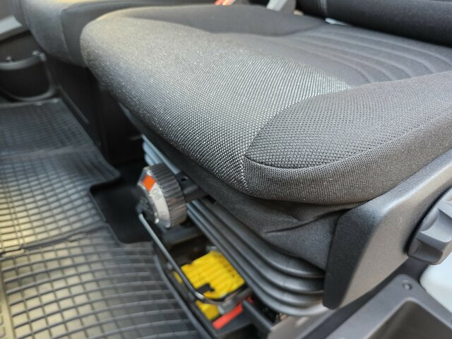 IVECO Daily 35S18HA8V Hi-Matic 18m³ Modell 2025 MY24... - 无侧窗厢式货车:图2 IVECO Daily 35S18HA8V Hi-Matic 18m³ Modell 2025 MY24... - 无侧窗厢式货车:图2