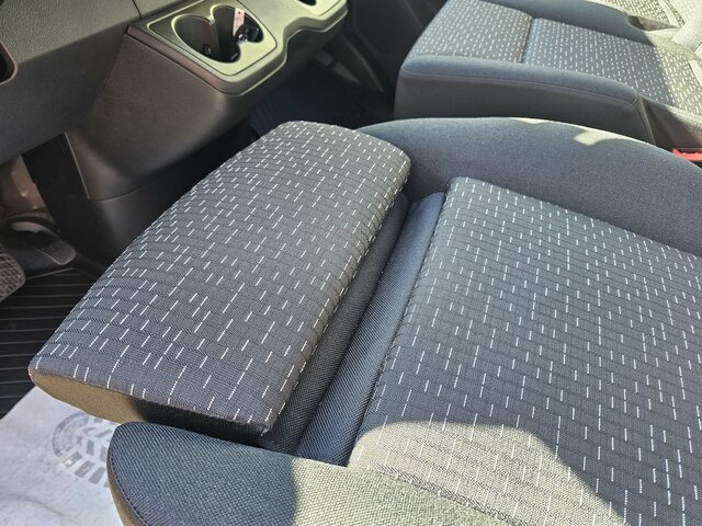 MERCEDES-BENZ Sprinter 317 CDI Kasten L2H2 AHK 3,5t MBUX10,25... - 无侧窗厢式货车:图4 MERCEDES-BENZ Sprinter 317 CDI Kasten L2H2 AHK 3,5t MBUX10,25... - 无侧窗厢式货车:图4