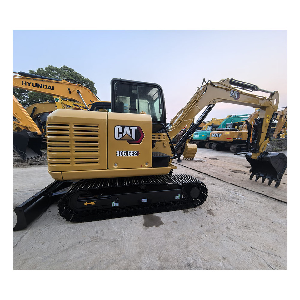 CAT 305.5E2 Excavator - 小型挖掘机:图2 CAT 305.5E2 Excavator - 小型挖掘机:图2